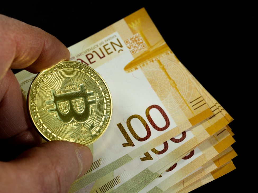 Bitcoin Price Prediction and Technical Analysis as Retracement above Key VWAP Zones Holds