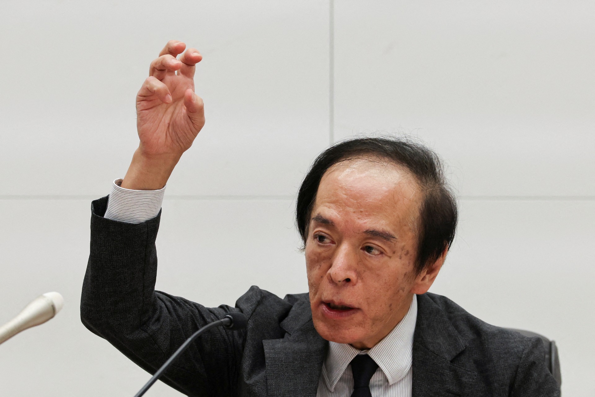 BoJ