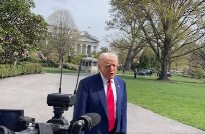 DJT at WH