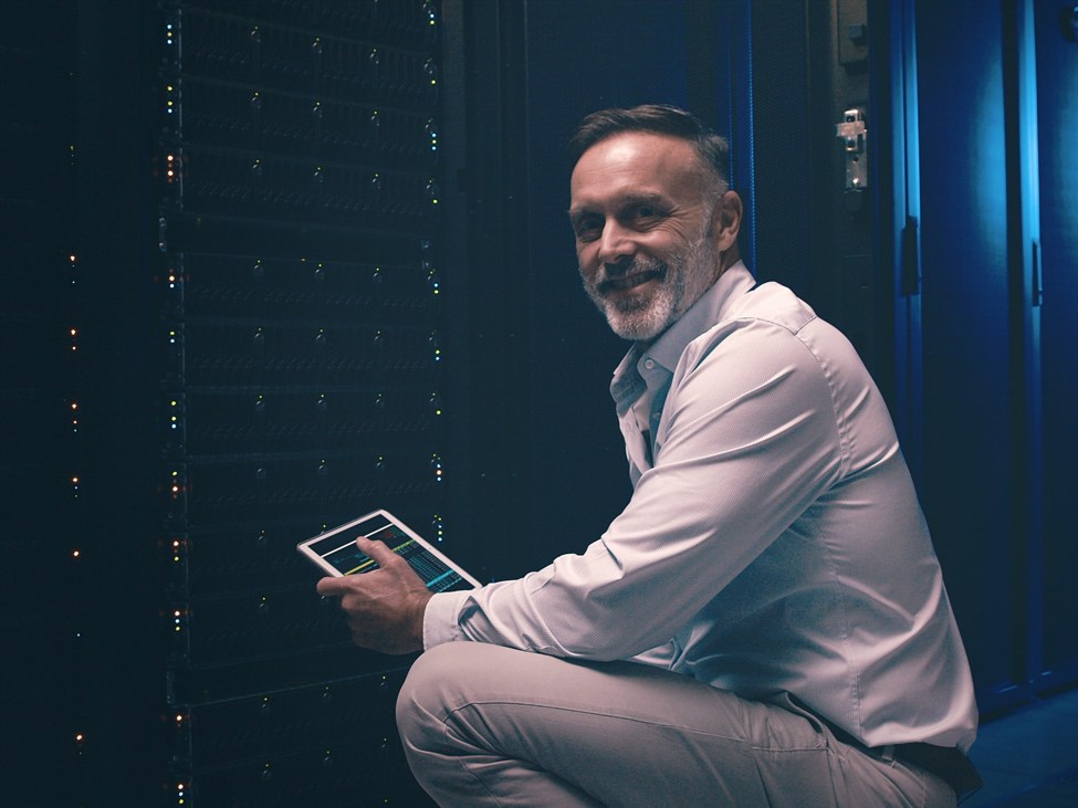 NASDAQ Futures Analysis: Sellers Reassert Control After Early Bounce