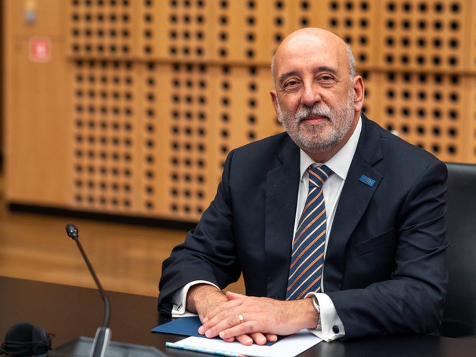 ECB's Makhlouf: Not yet seeing changes in consumer behaviour from ...