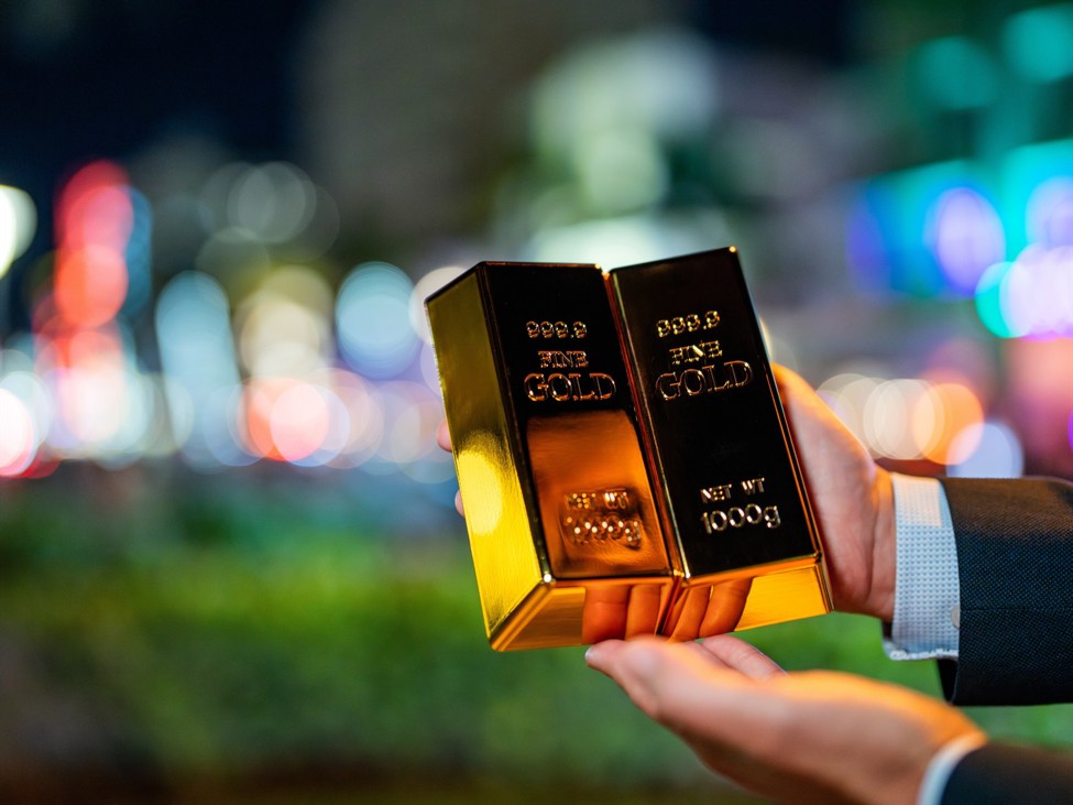 Shanghai Gold stockpiles hit record as arbitrage activity surges | investingLive