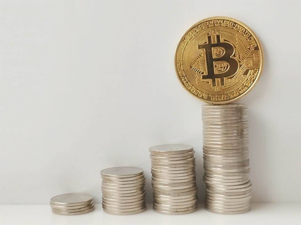 On Friday every institutional investor may accidentally end up hodling bitcoin&rdquo;