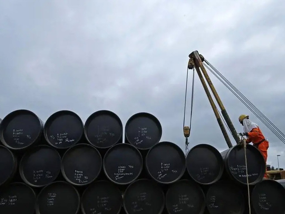 Japan Eyes Further Oil Reserve Release