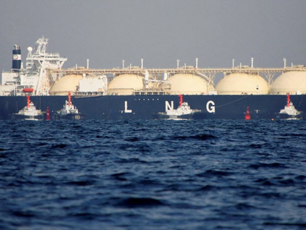 EU plans to phase out Russian LNG more quickly after Trump push - report | investingLive