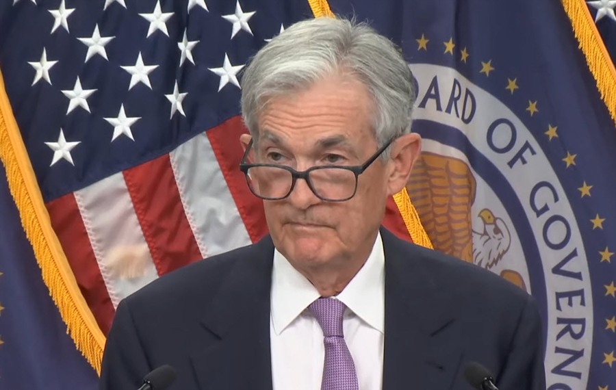 Powell says he won't leave