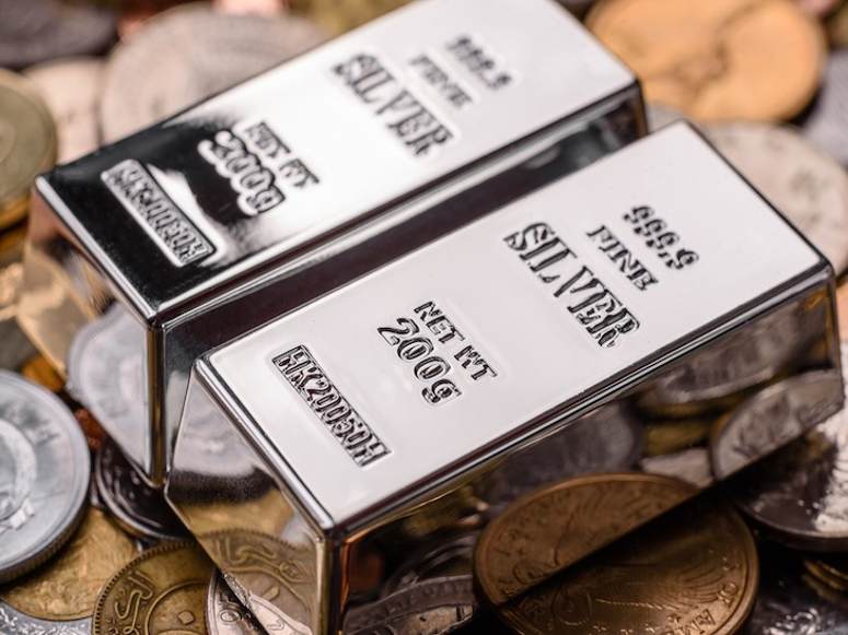 Top Reasons Investors Are Buying Silver in 2026