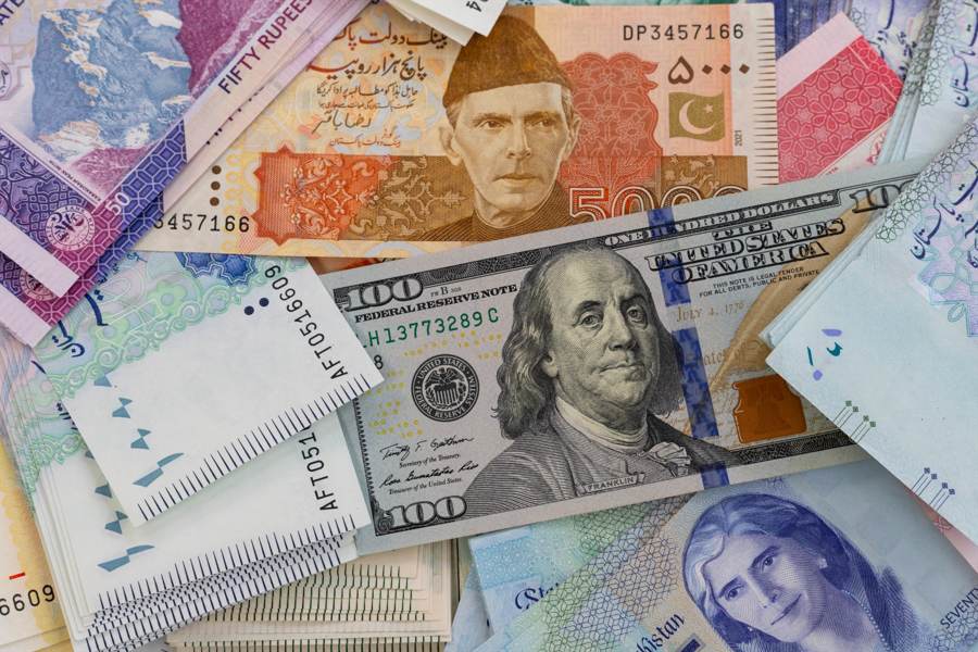 Who cares about currencies in investing?