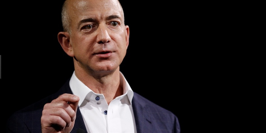 bezos 25 April 2022