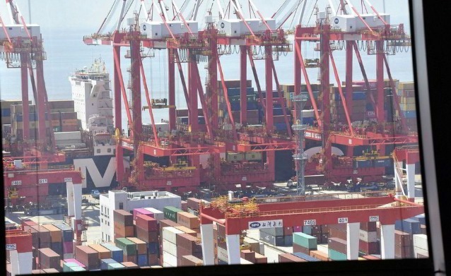 ship global logistics