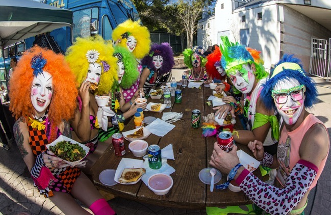 clowns