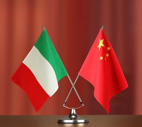 italy china flag 10 May 2023