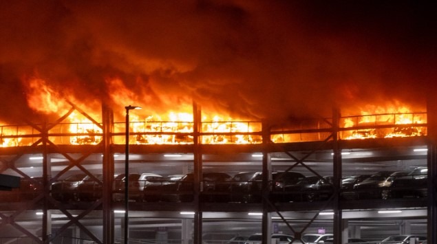 luton airport fire 11 October 2023